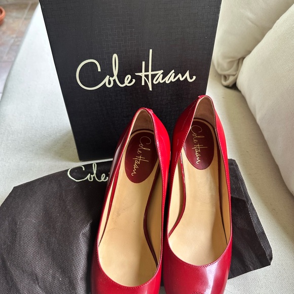 Cole Haan Women's Red Peep Toe Pumps - Picture 13 of 14